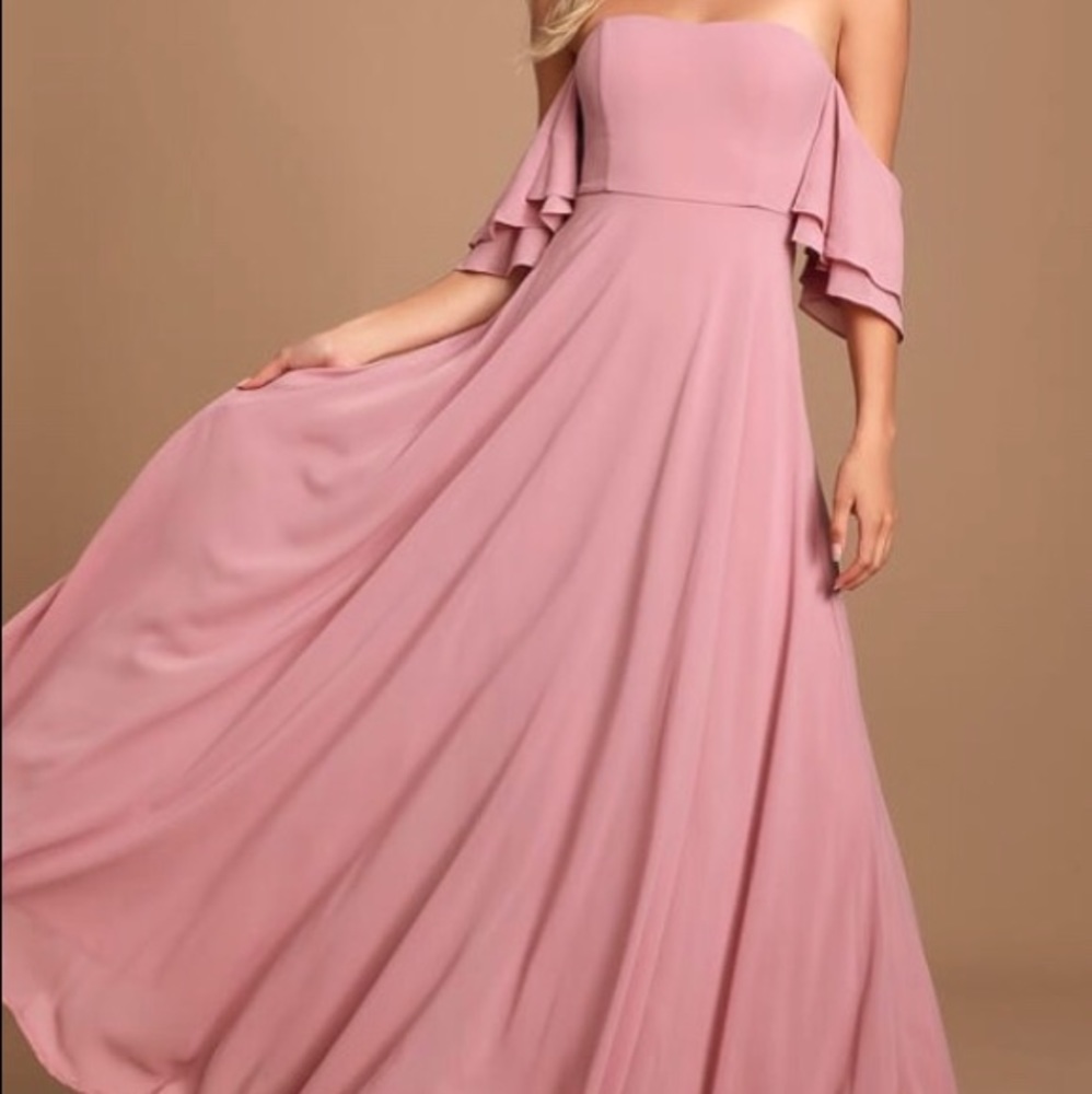 Lulus light pink off the shoulder maxi dress!